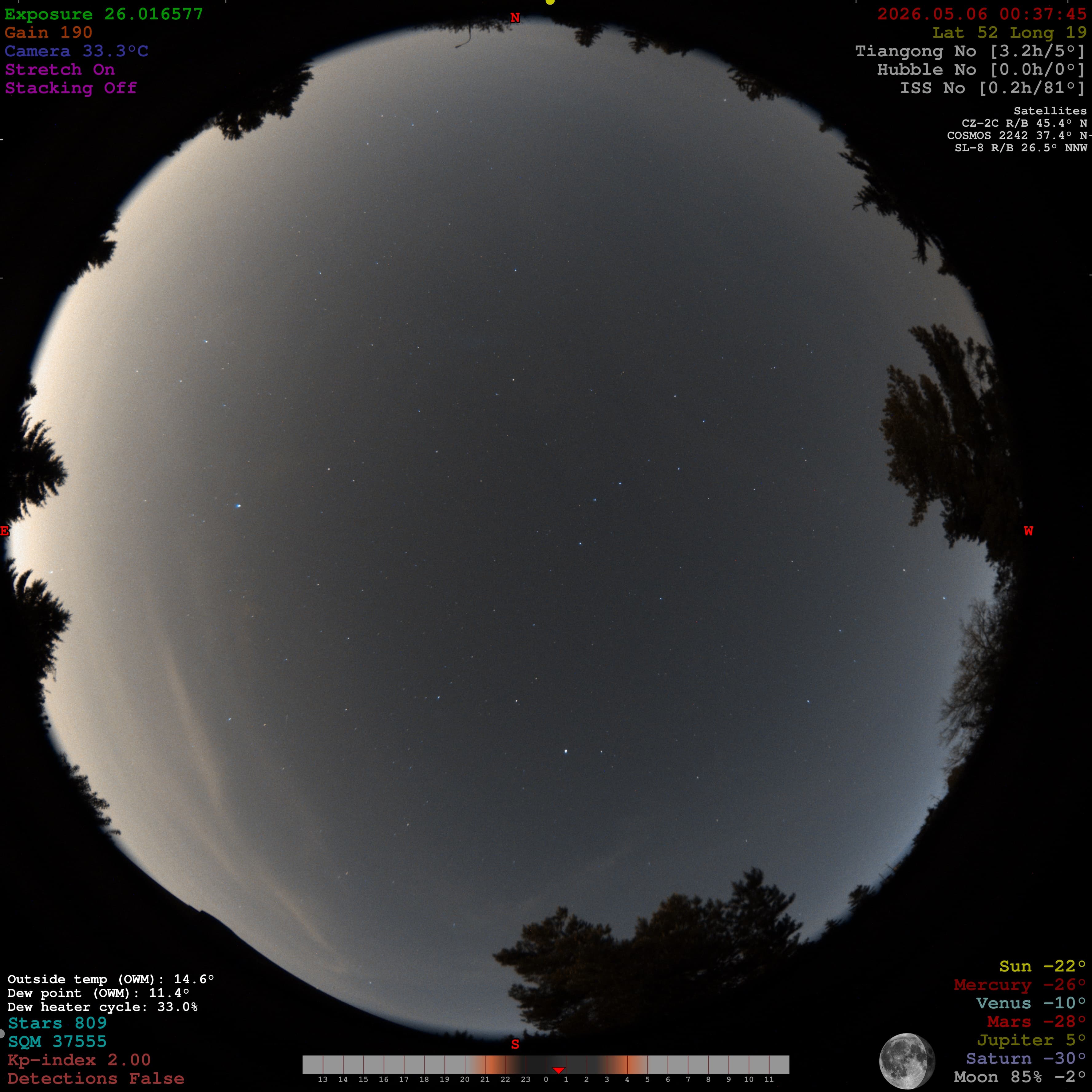 Possible meteor in eta Aquariids radiant area